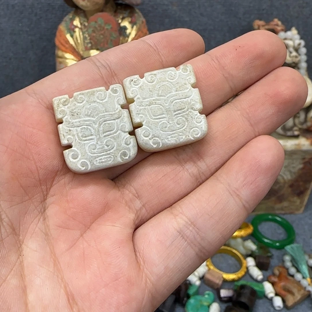 未镶嵌和田玉（糖玉）挂件