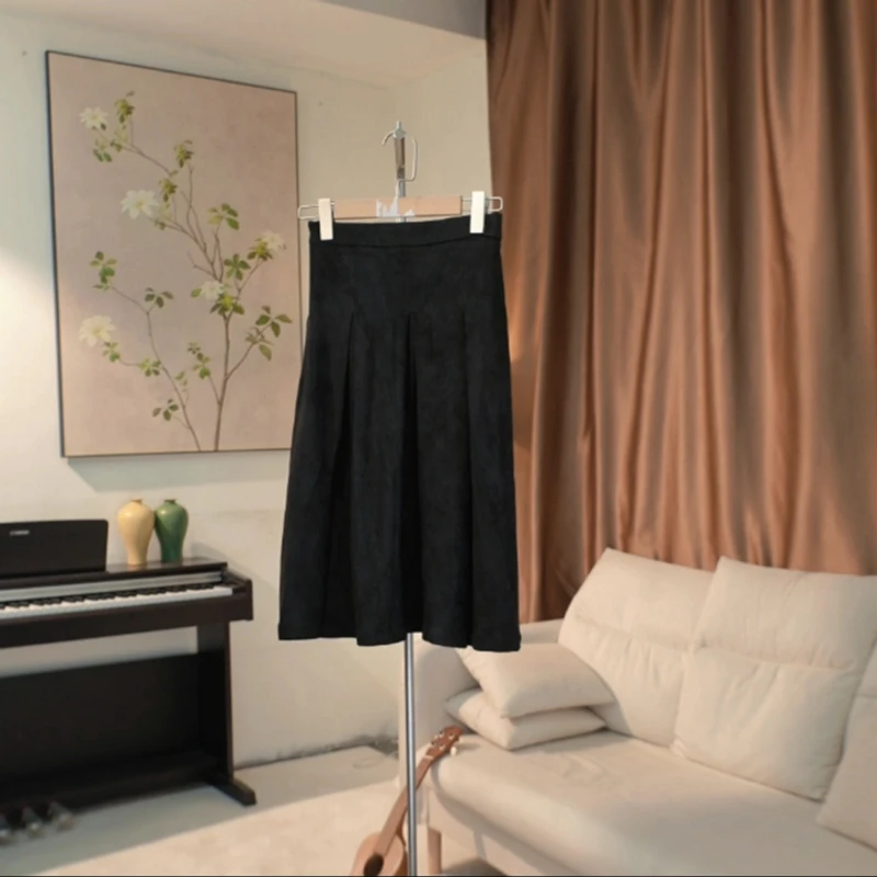 Y073 时尚百搭垂感磨毛半裙女 EW21Q1643D