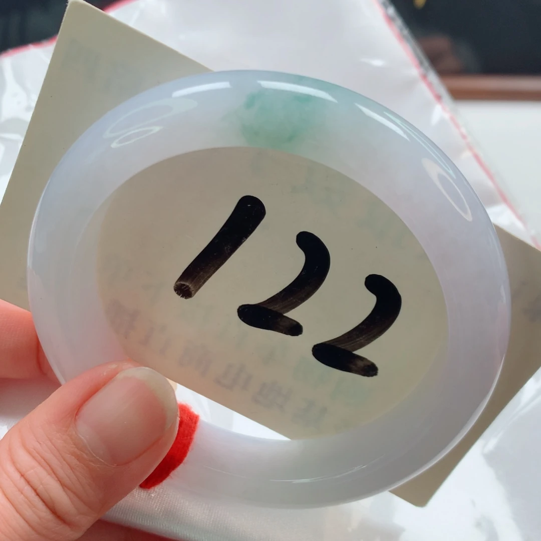 未镶嵌手镯翡翠正