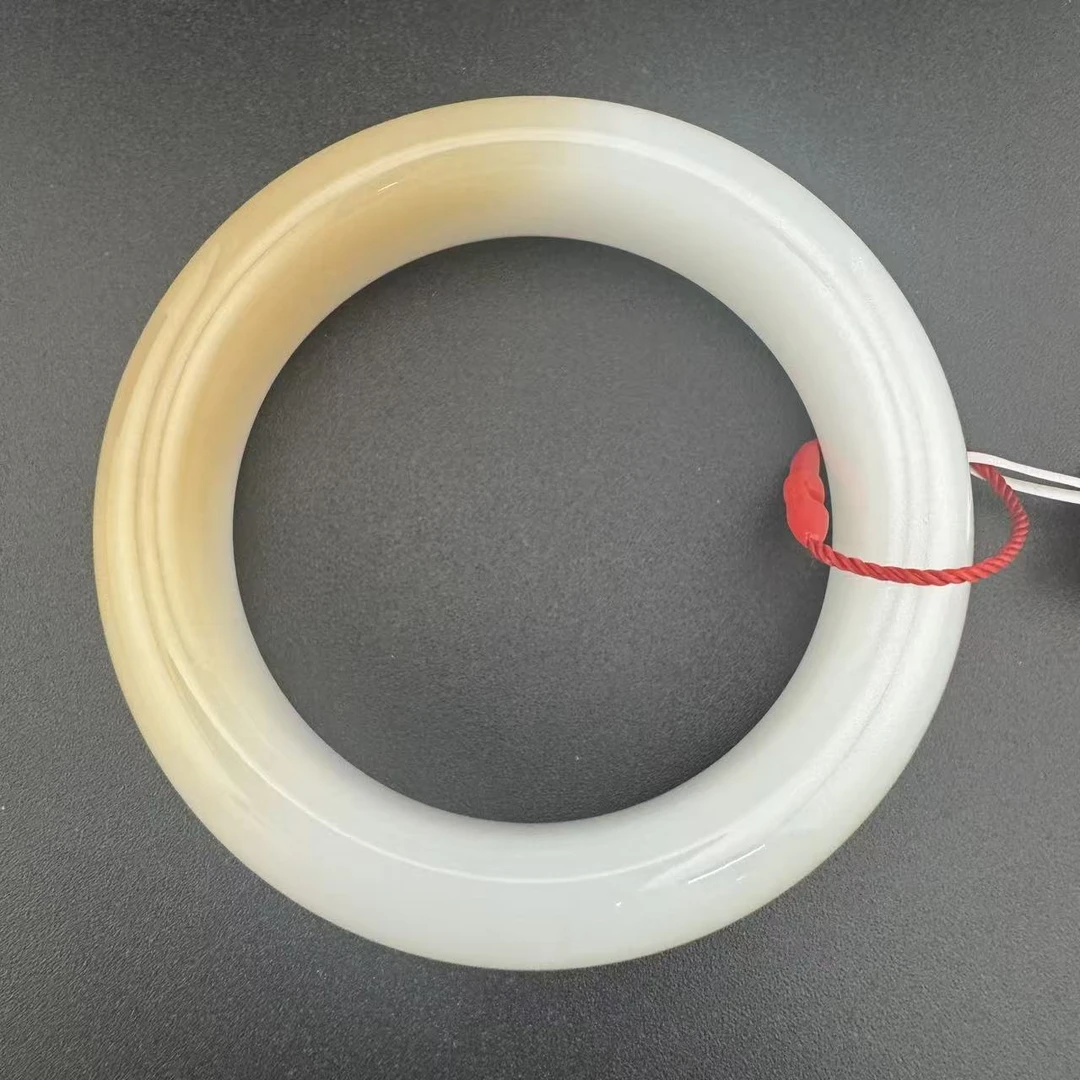 BY1110FPXQ标146 北玉精选 和田玉手镯 多样性发货