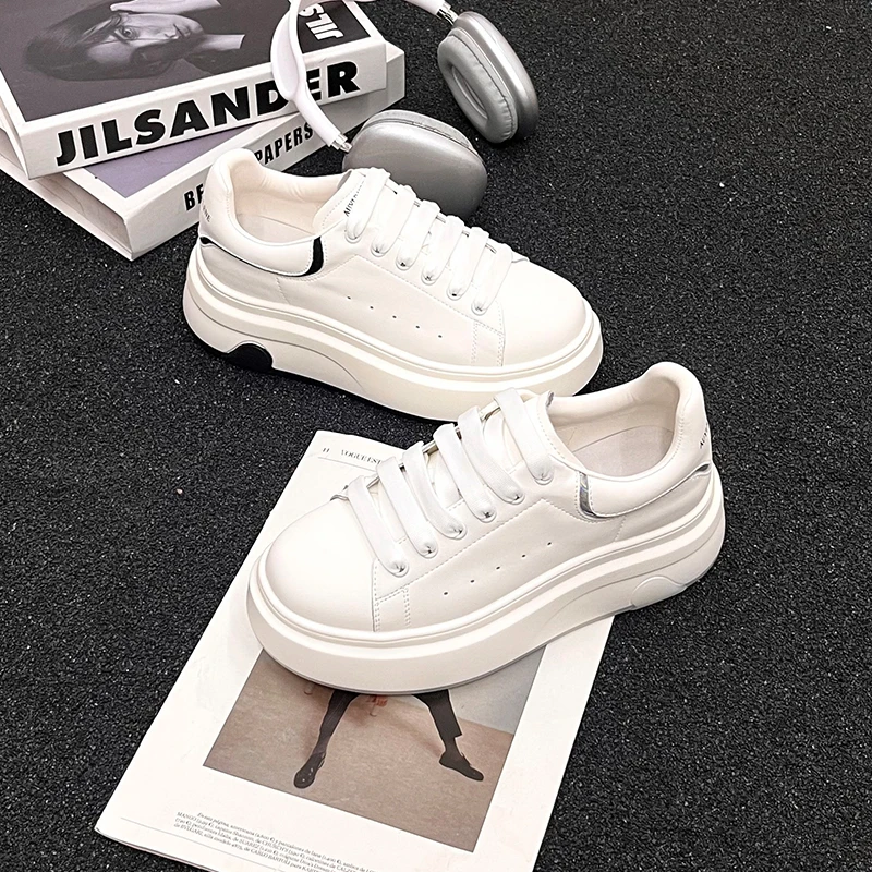 【杨杨粉丝专属】新款潮百搭厚底小个子增高女板鞋小白鞋218-7