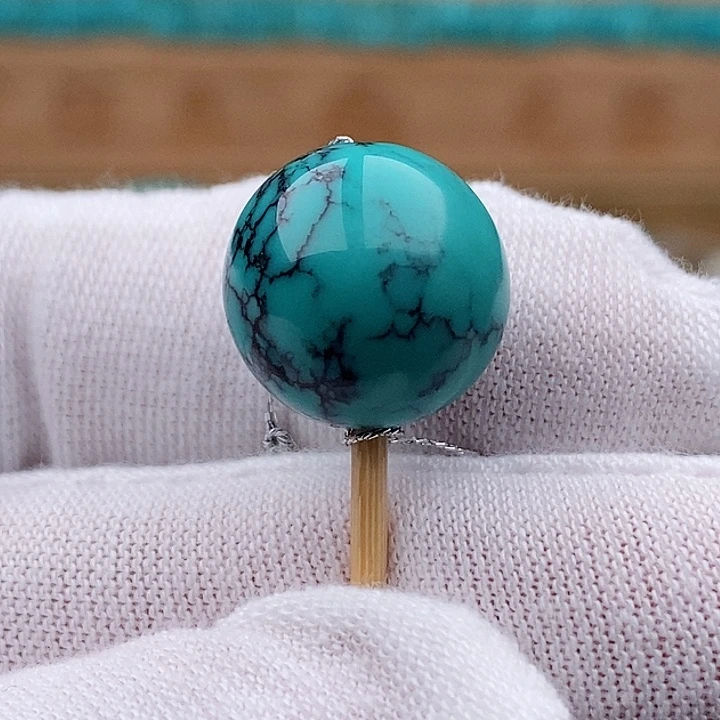 绿松石未镶嵌珠宝奇石14