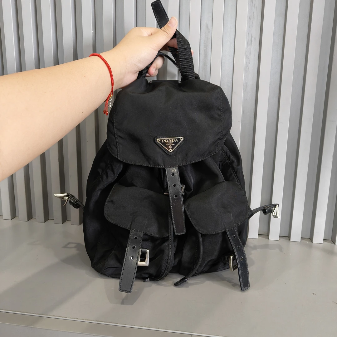 95新 Prada/普拉达 兔兔奢小颖/普拉达双肩包/03014