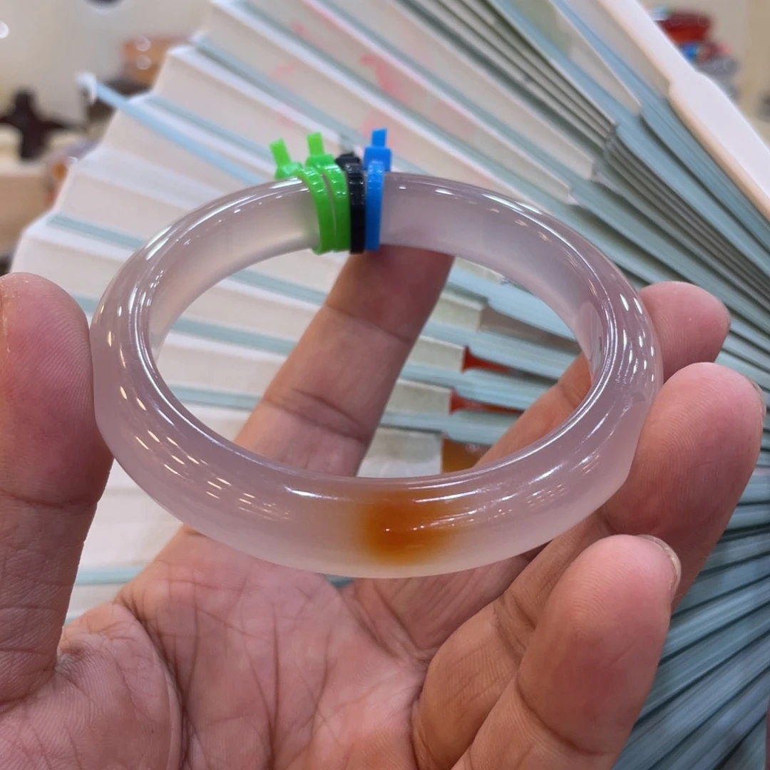 玛瑙/玉髓手镯未镶嵌暖****❀