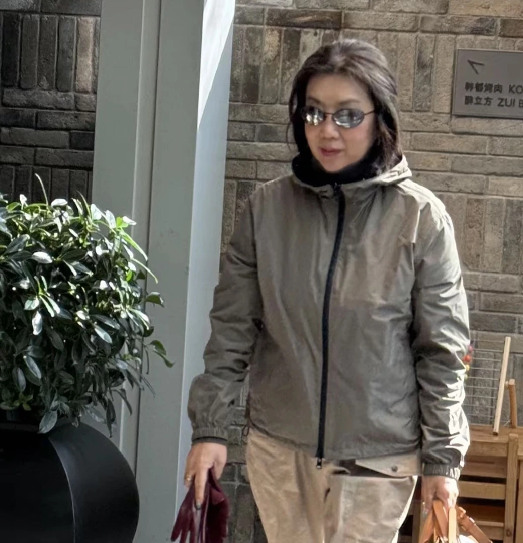 251550（阿梦服饰）连帽风衣外套 双面服 衣长59