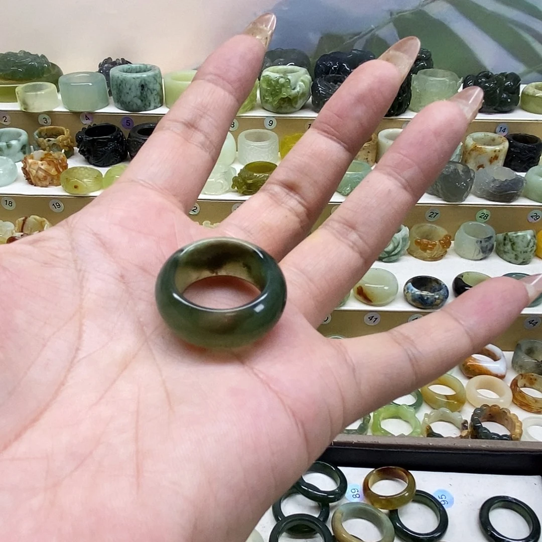 《***》岫玉未镶嵌天然玉石戒指