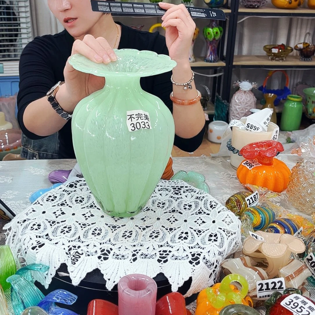 3033 家悦琉璃工艺品不完美