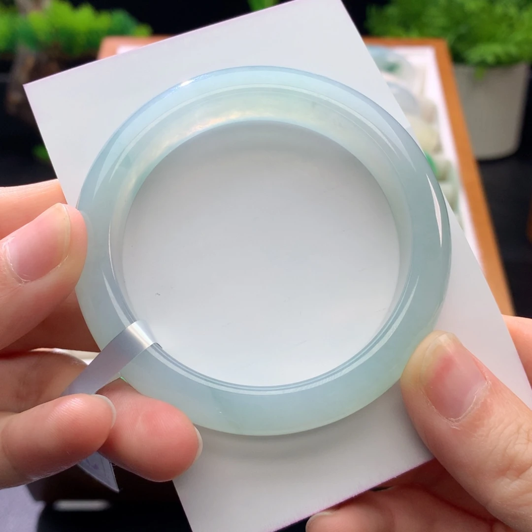 翡翠未镶嵌手镯闪购 3 闭眼入