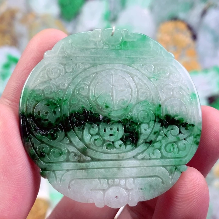 吊坠(不含链)未镶嵌翡翠