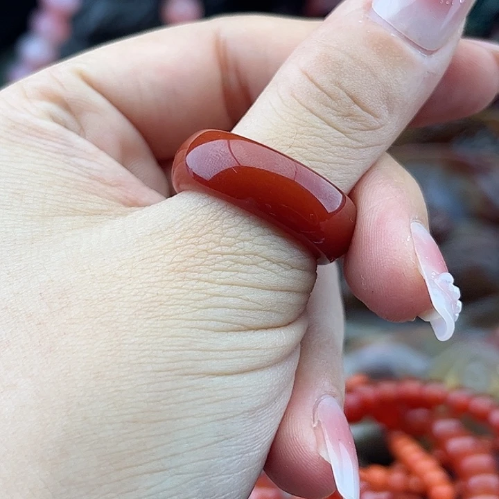 玛瑙手饰未镶嵌易*寒