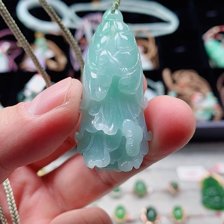 颈饰未镶嵌翡翠翡翠