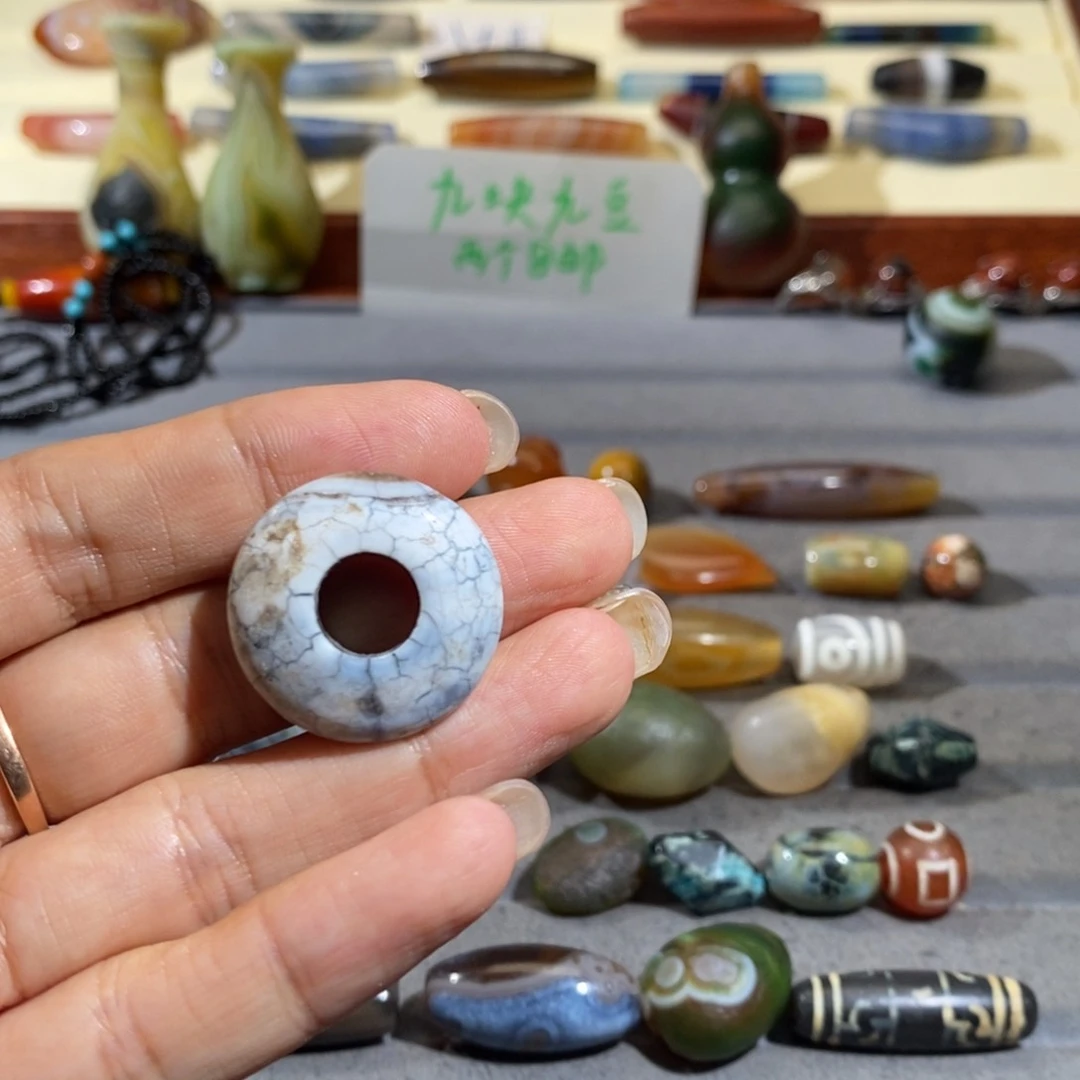 改***欢玛瑙/玉髓颈饰合金