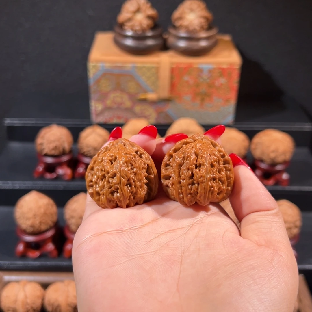 把件文玩核桃三角白打过底