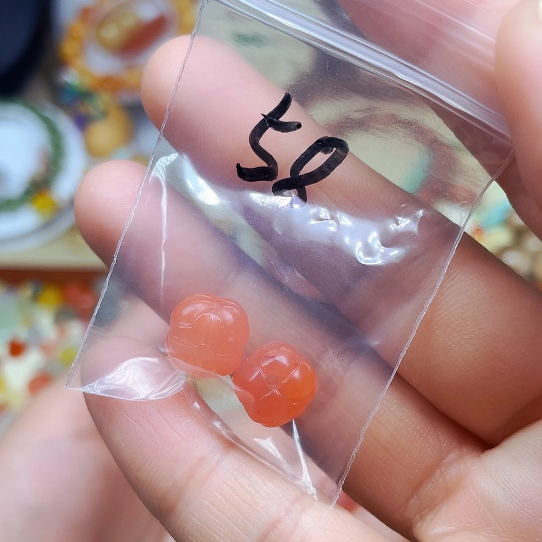 南红玛瑙挂件未镶嵌时**央订制