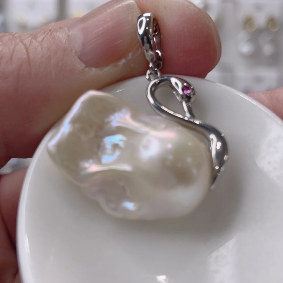 颈饰未镶嵌淡水珍珠