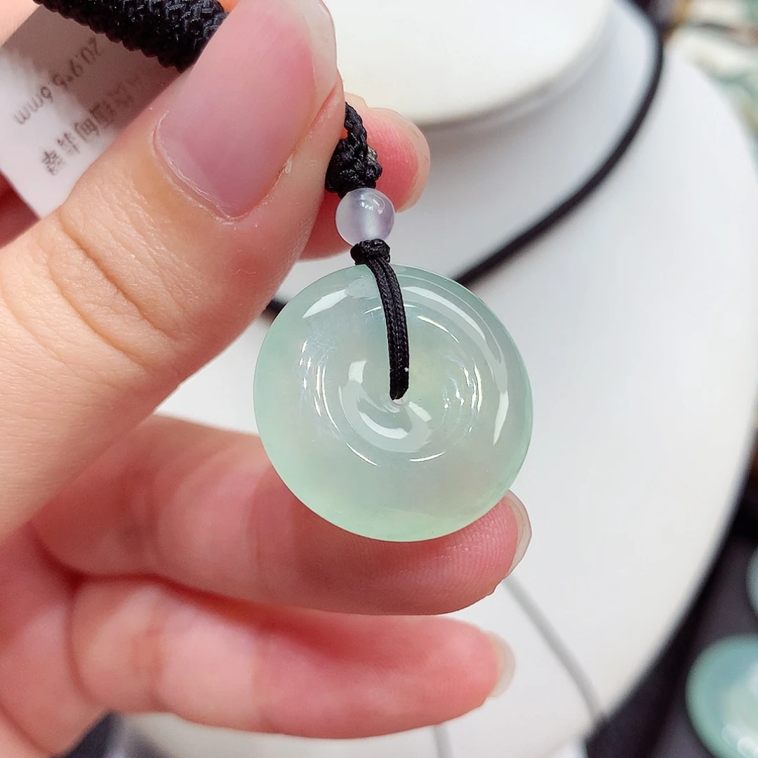 颈饰未镶嵌翡翠翡翠30，20.9/5.6