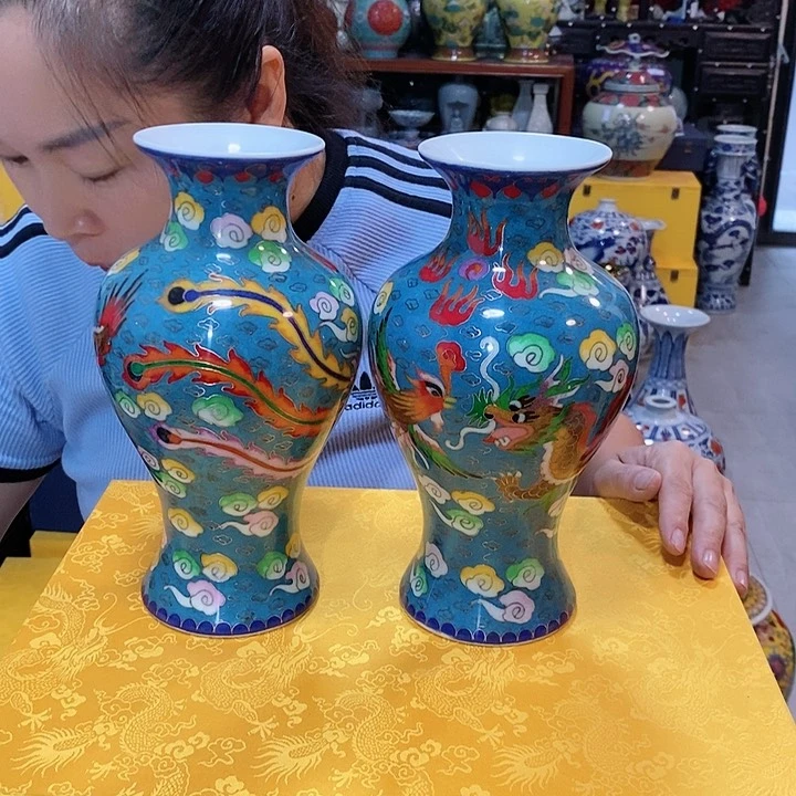 瓷片瓷器和瓷器都很