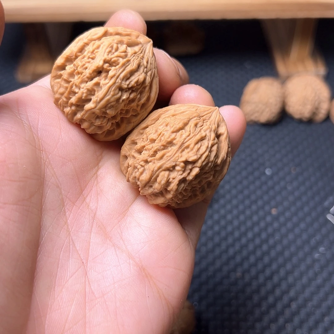 画***北吊坠文玩核桃南疆石