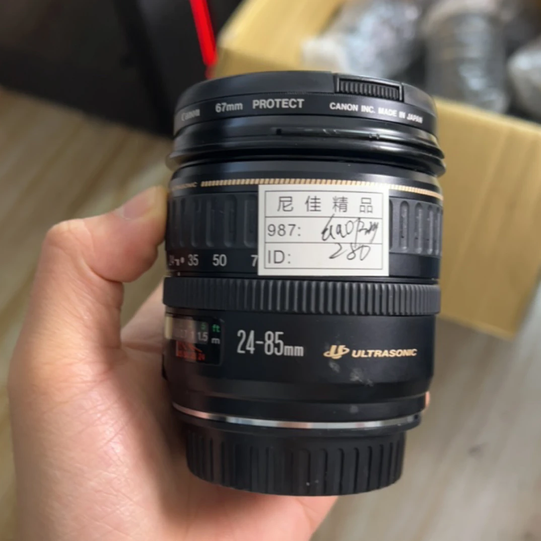 9新 佳能 卡口 二手单反相机/镜头（无配件）