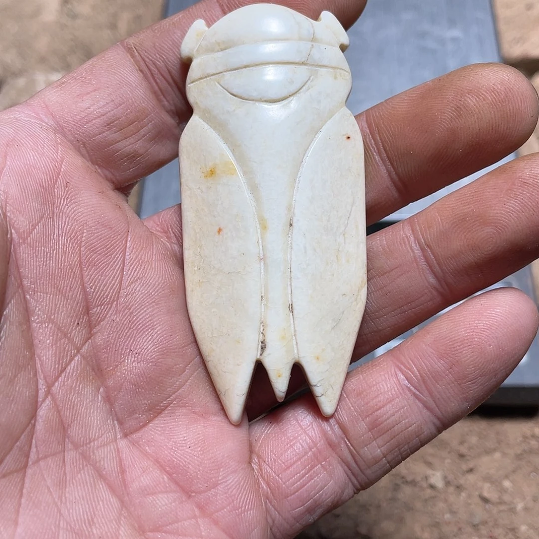 和田玉（糖玉）未镶嵌颈饰