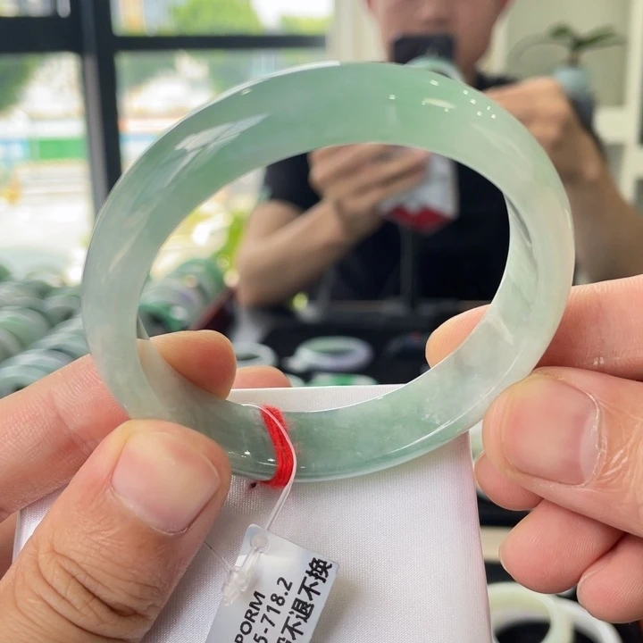 翡翠未镶嵌手镯57.1