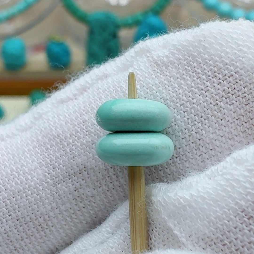 绿松石未镶嵌面包圈对珠7.4