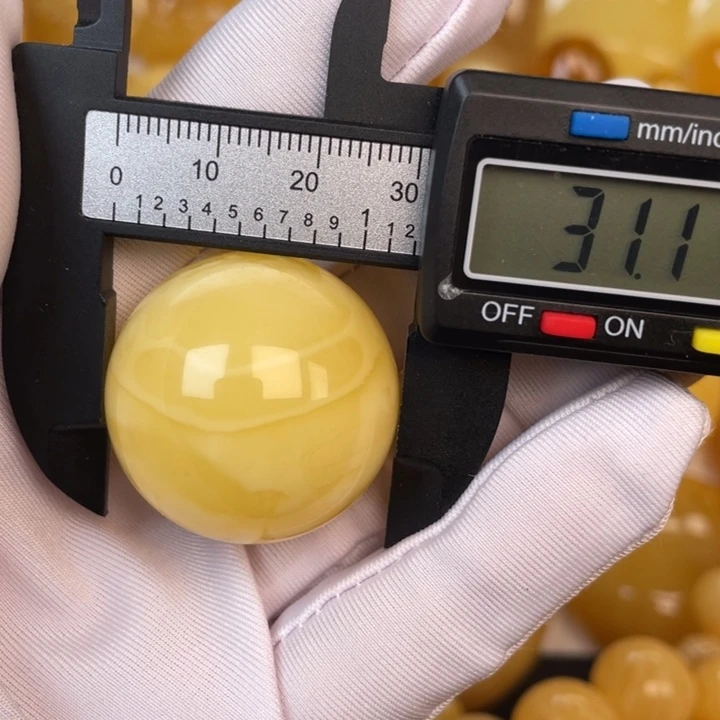 未镶嵌蜜蜡裸石蜜蜡