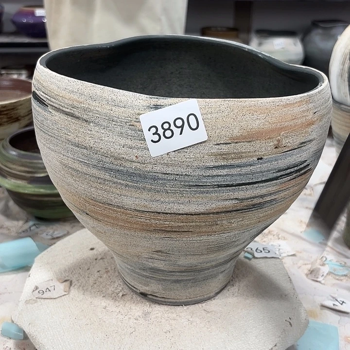 摆件3890，景德镇有孔