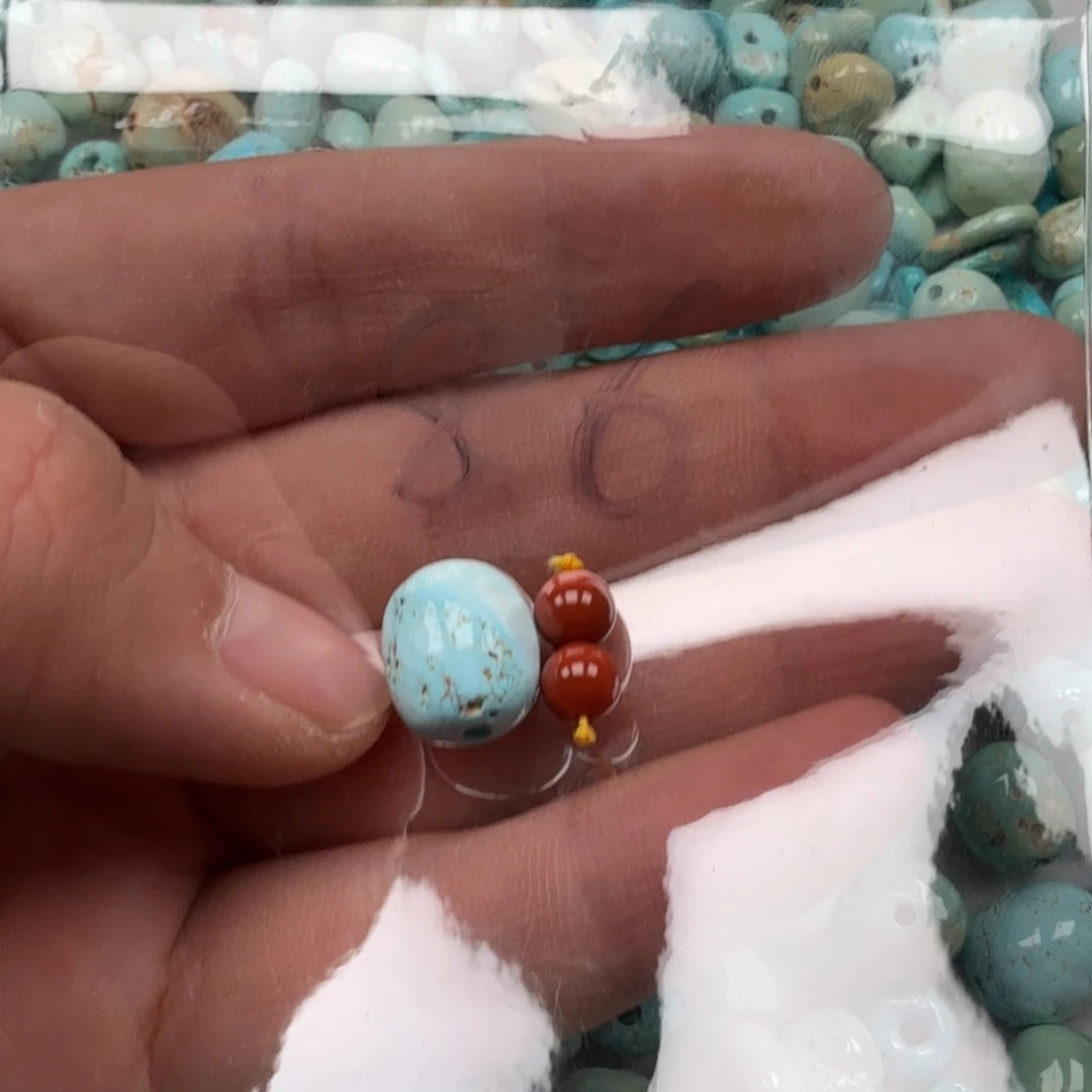 南红玛瑙未镶嵌珠宝奇石