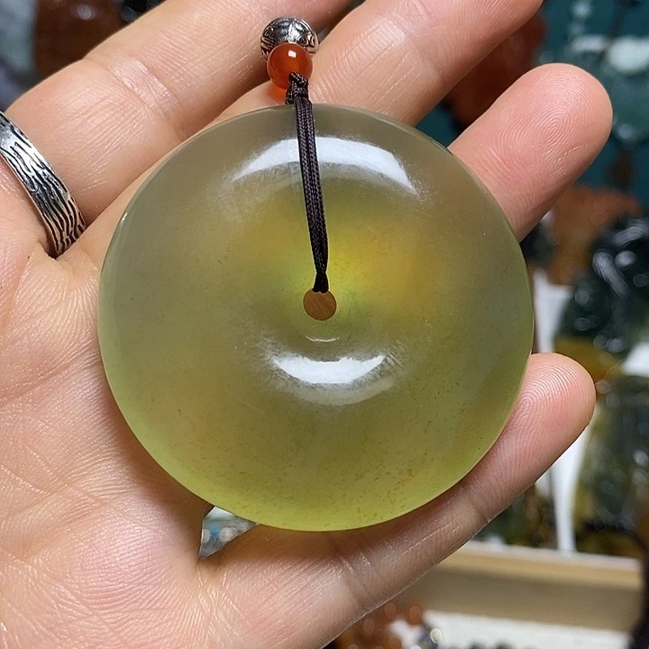 吊坠(赠链)未镶嵌翡翠