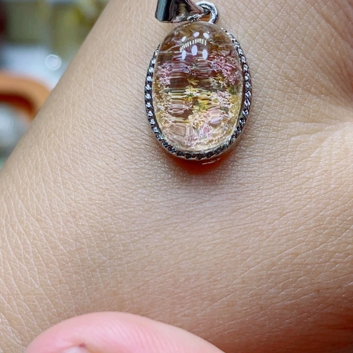 未镶嵌颈饰水晶水晶