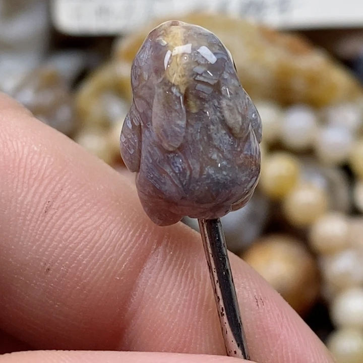 颈饰未镶嵌硅化珊瑚（珊瑚玉）有瑕 小