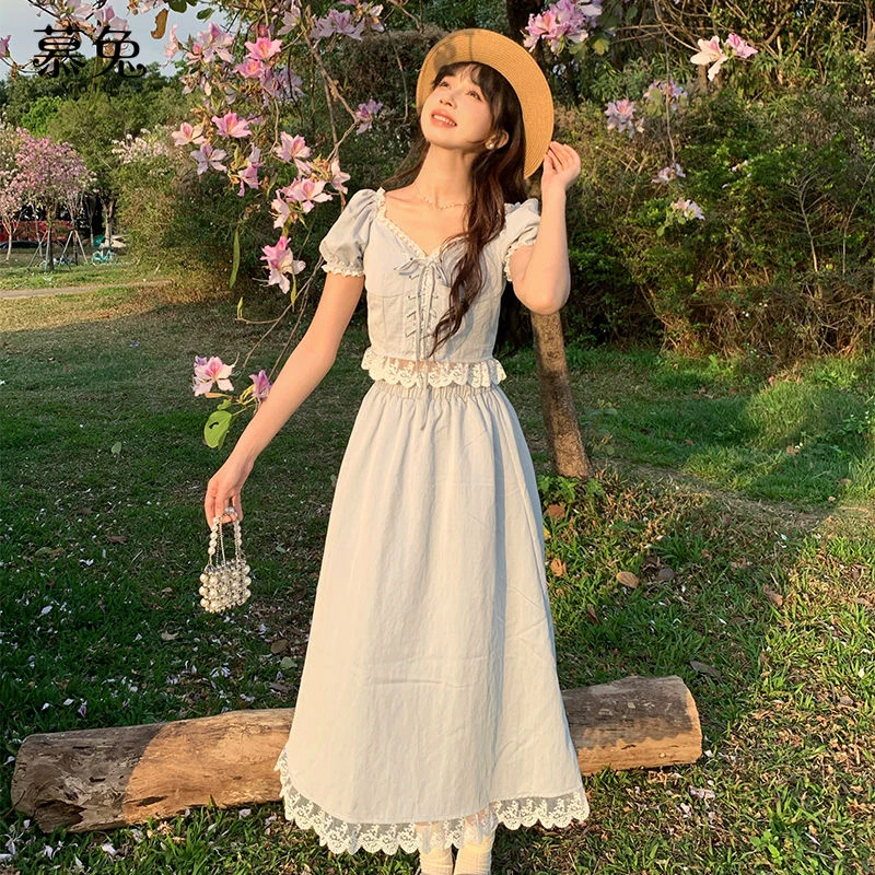 慕兔甜美蕾丝拼接方领短袖衬衫女2025夏季新款高腰半身裙两件套装