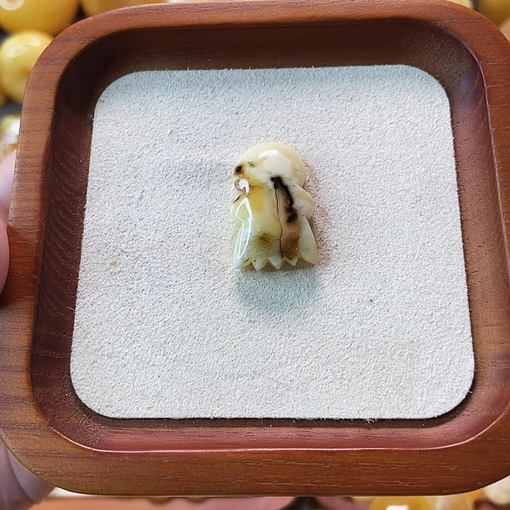 蜜蜡未镶嵌吊坠(不含链)