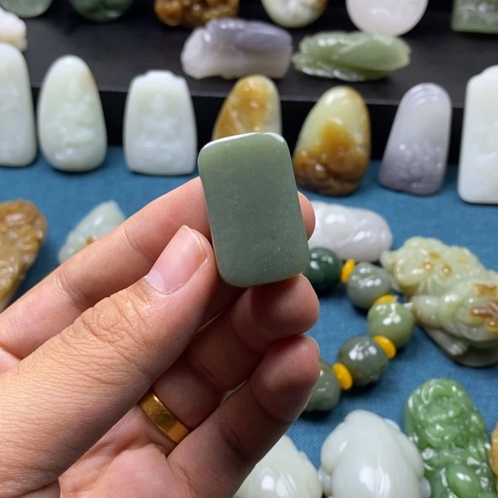 未镶嵌和田玉挂件