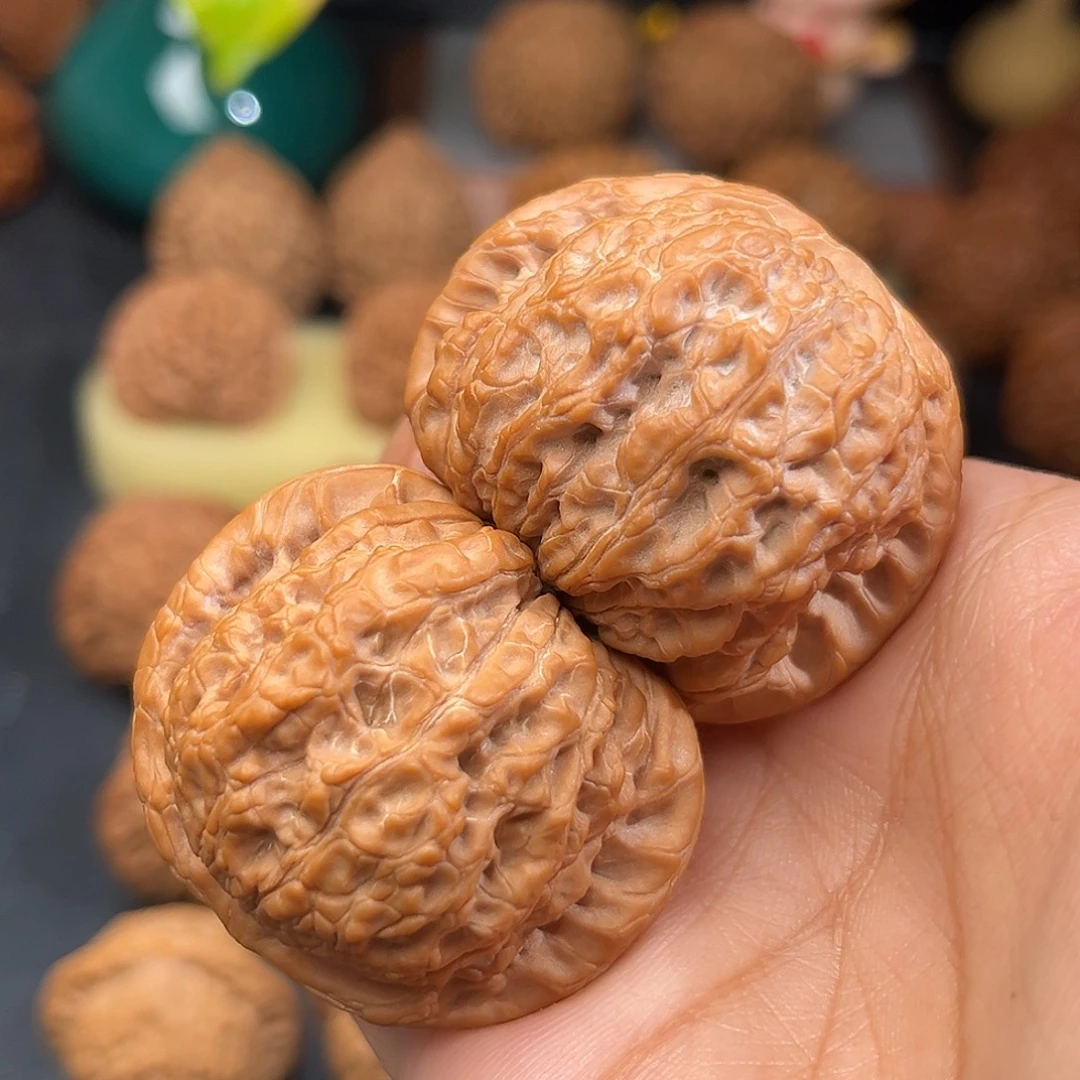 k***s把件文玩核桃血麒麟全品