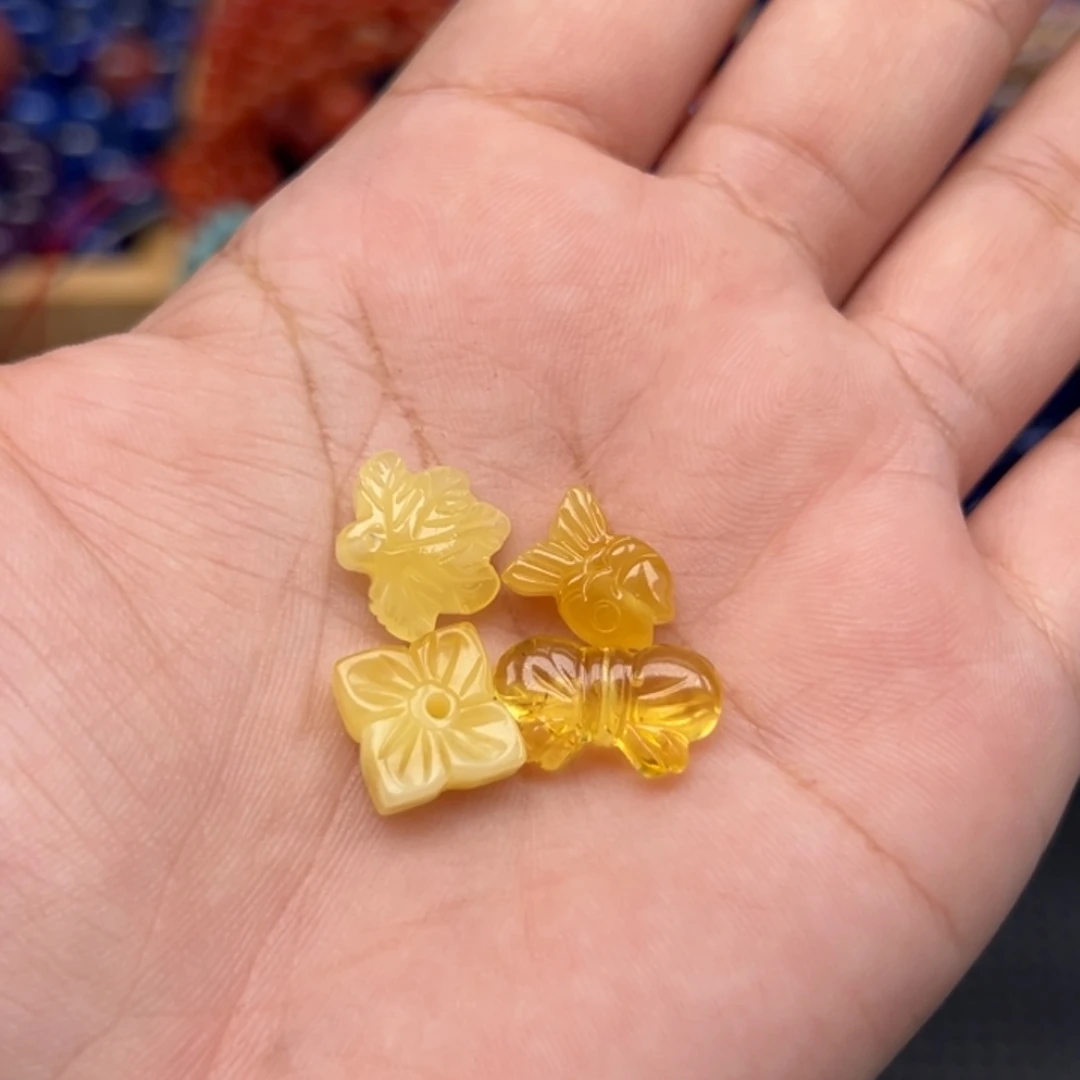 琥珀未镶嵌吊坠(不含链)多样性