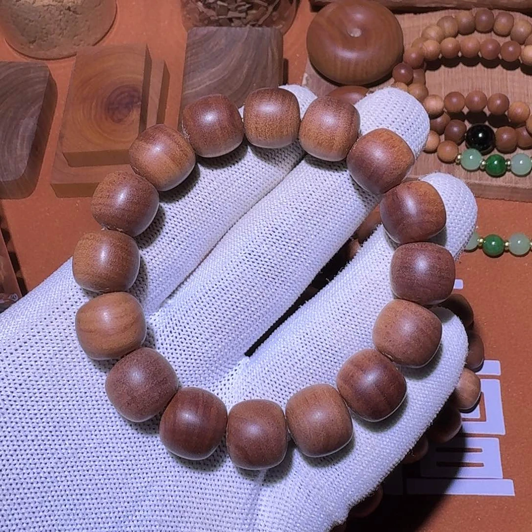 檀香木1314×16颗树头老料药香沉水