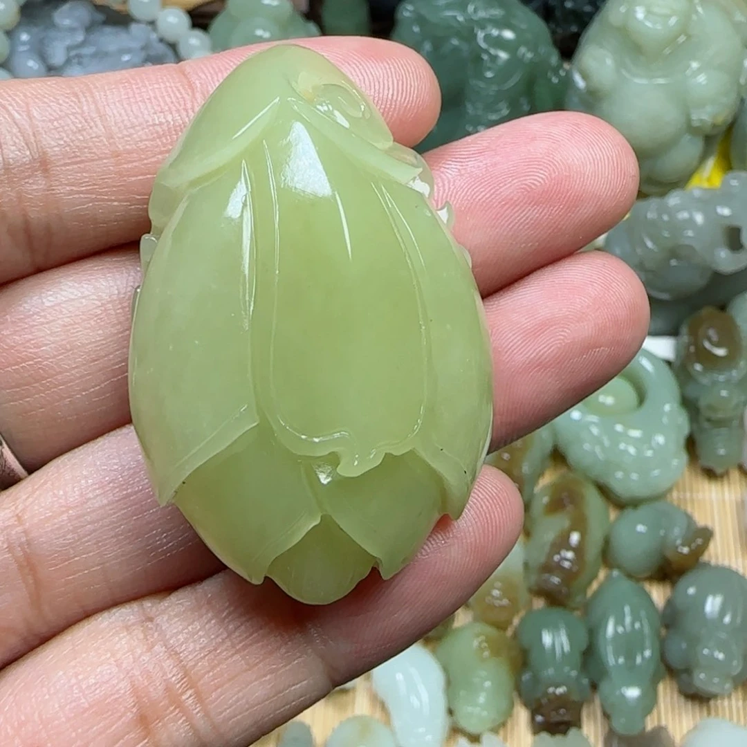 未镶嵌和田玉挂件自**翔