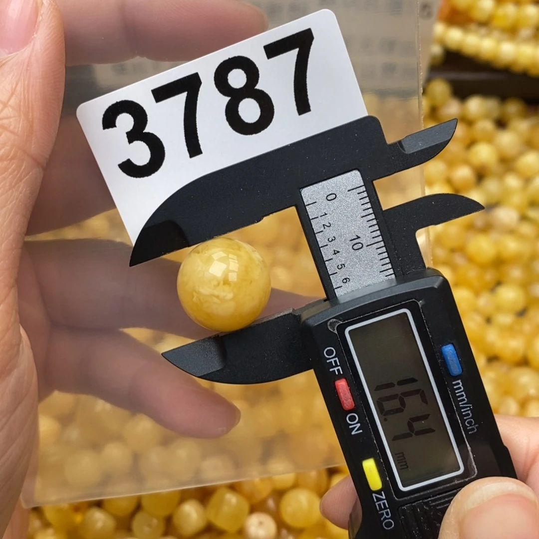 蜜蜡珠宝奇石未镶嵌