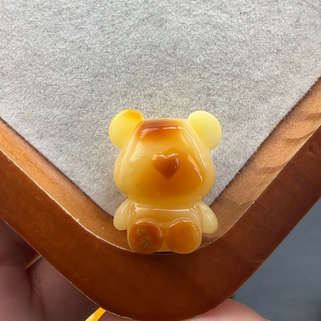未镶嵌琥珀珠宝奇石