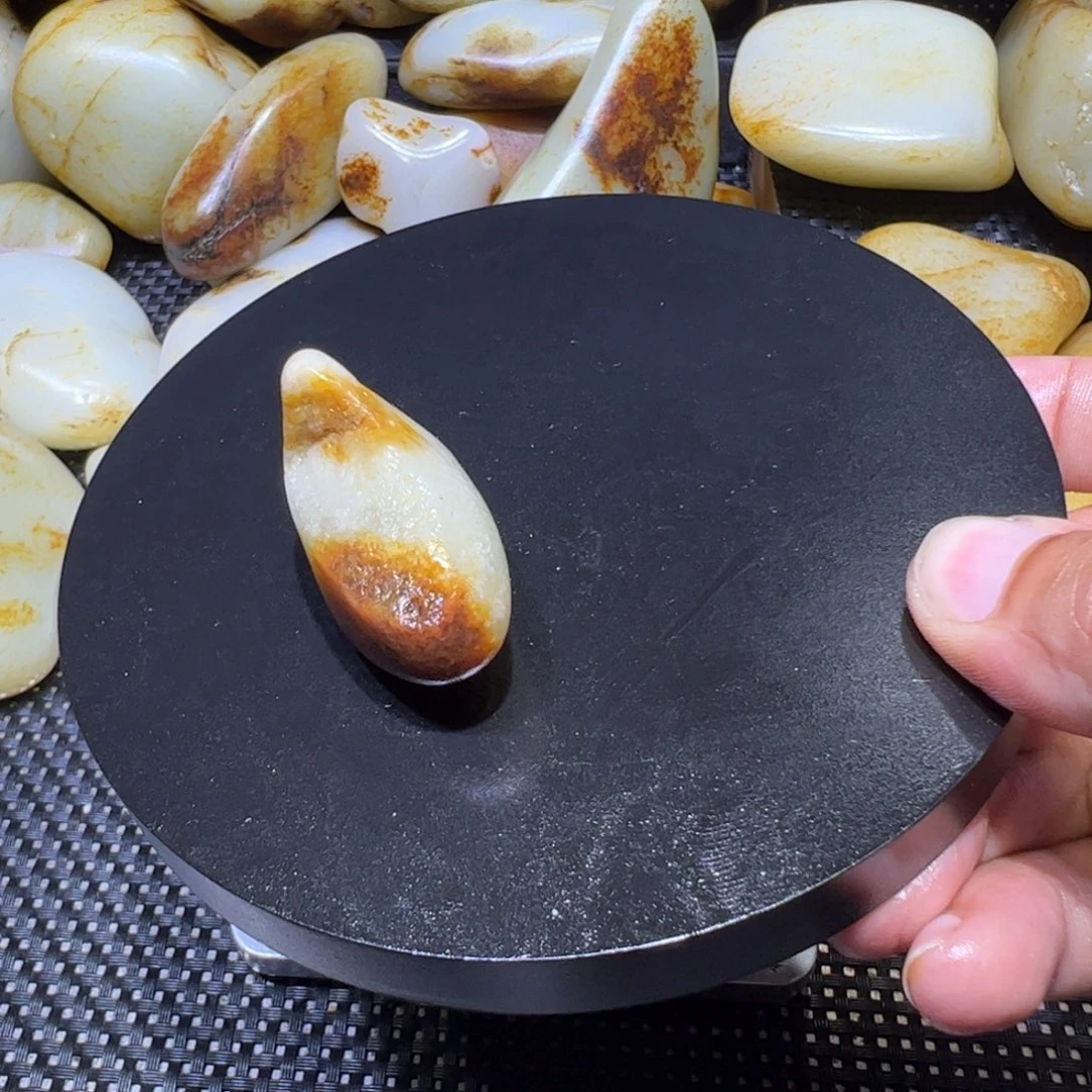 和田玉（子料）未镶嵌颈饰恒****聂32