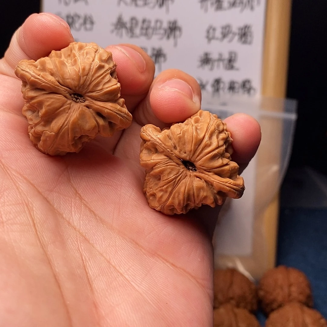 文玩核桃吊坠A**?白蛇谷36