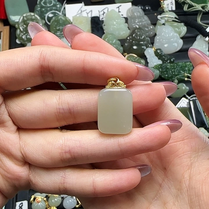 颈饰银S925镶嵌和田玉