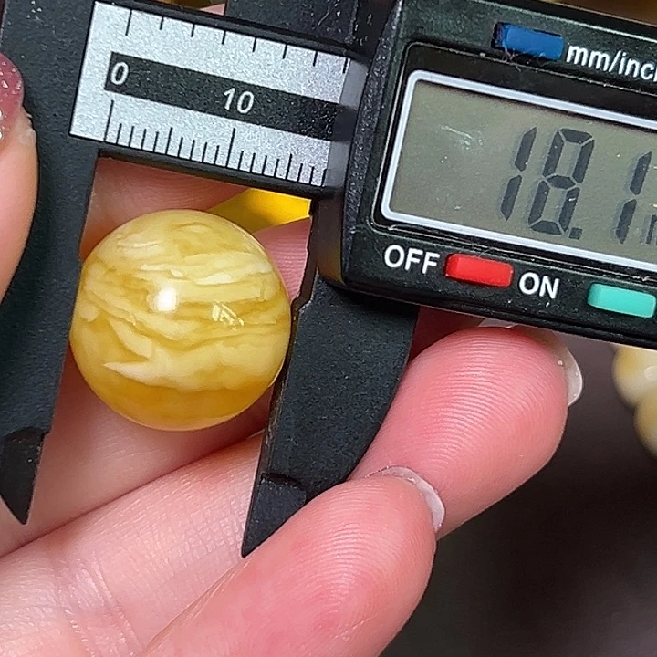 蜜蜡未镶嵌裸石97