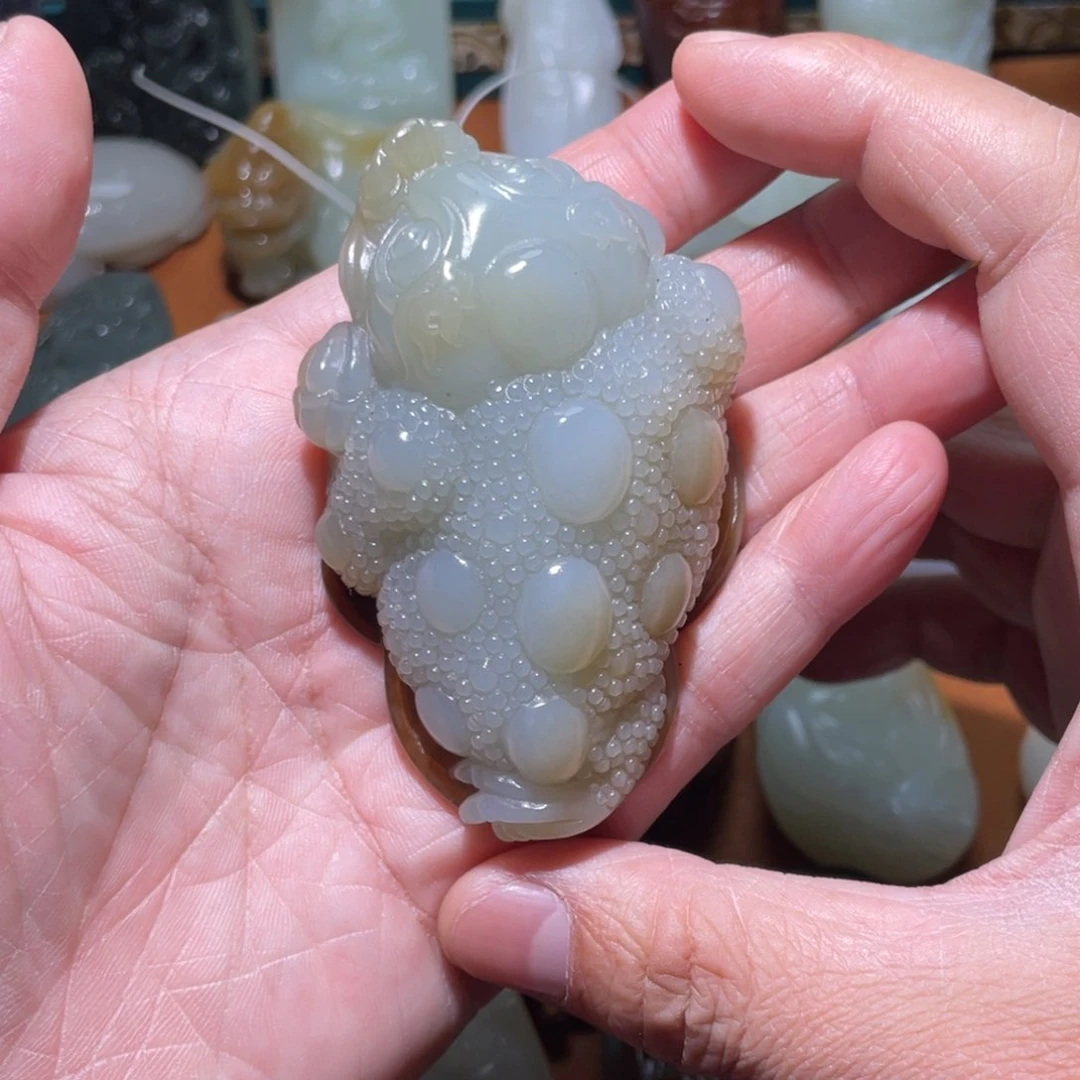 未镶嵌和田玉把件