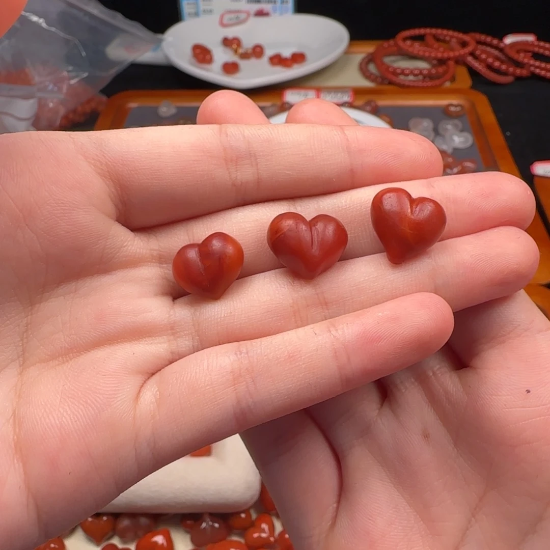 明***好南红玛瑙未镶嵌挂件打孔不退换