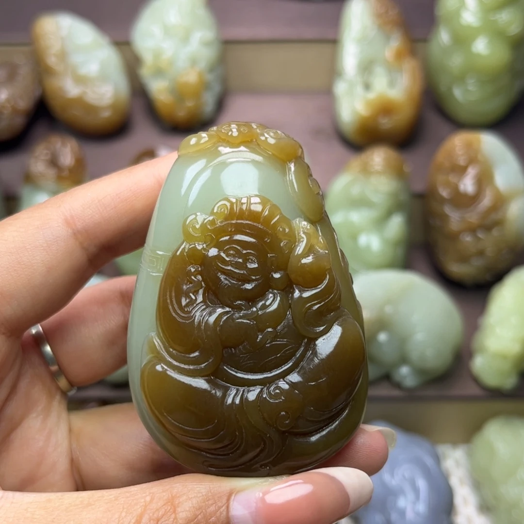 三***物未镶嵌和田玉把件