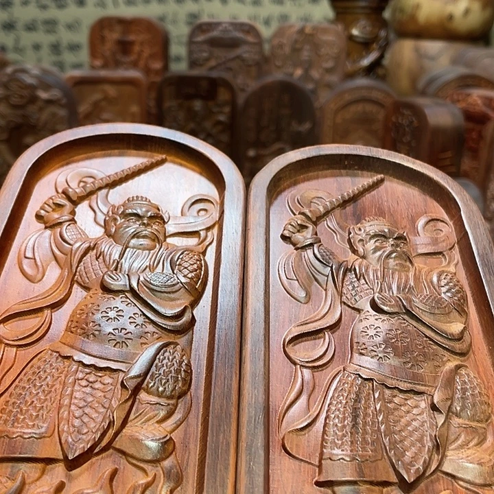 丹***莲非洲紫檀（红花梨）大号六面两个