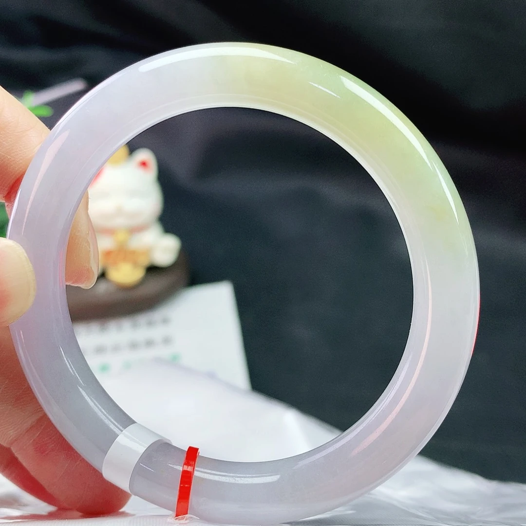 翡翠手镯未镶嵌56圆